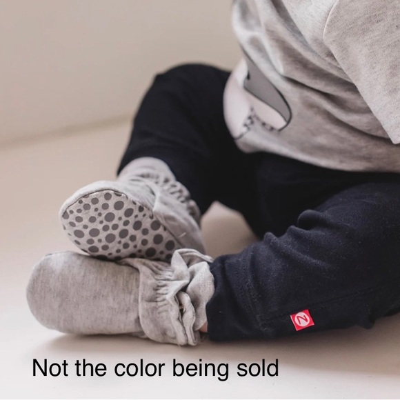 NWT Zutano Cozie Fleece Mittens + Organic Cotton Gripper Baby Booties - Picture 3 of 5